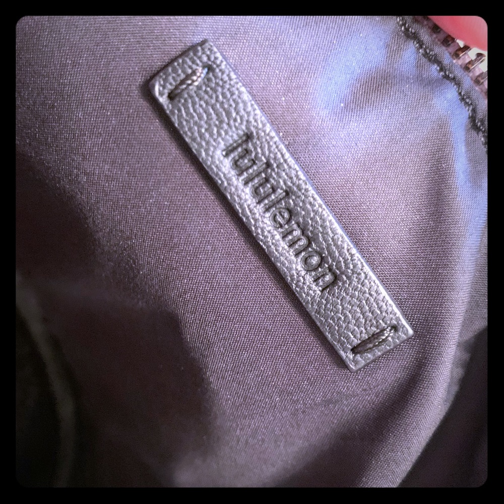 Lululemon Crossbody Festival bag Gray